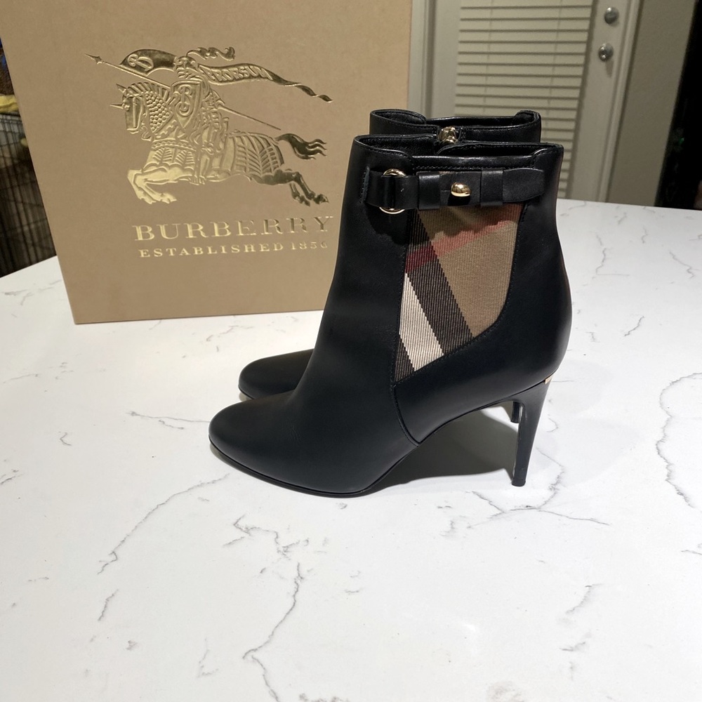Burberry Booties
